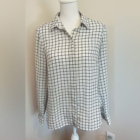 Anne Klein Black and White Notched Collar Blouse - Picture 1 of 6